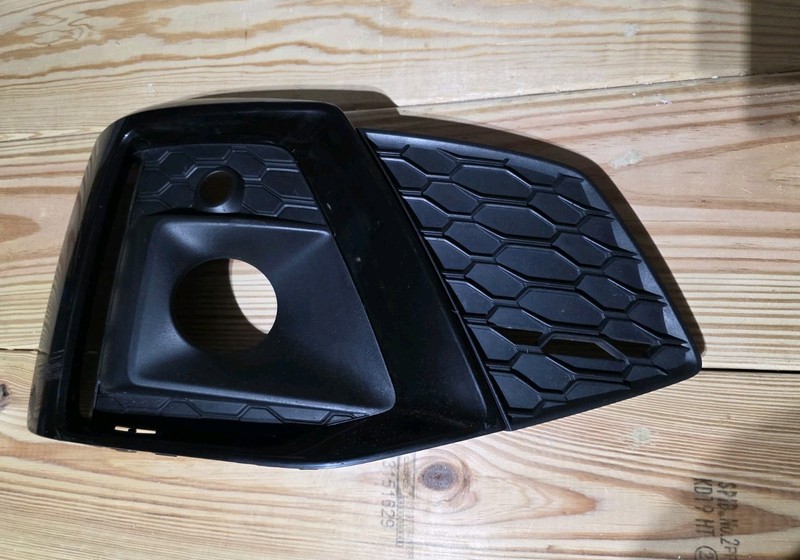 2020 - 2024 Audi A5 S-Line S5 Front Bumper Right Foglight Cover OEM 8W6807682T