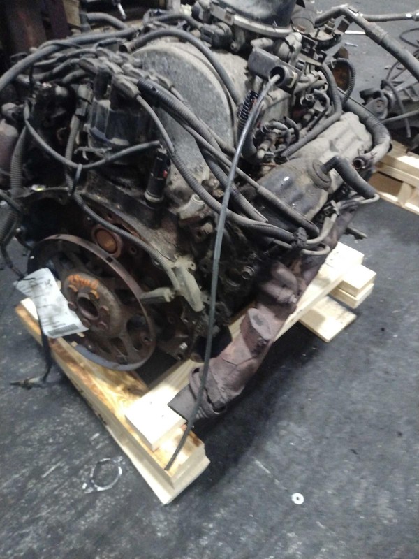 Used Engine Complete Assembly fits: 2001 Dodge 2500 PICKUP 8-360 5.9L VIN Z 8th
