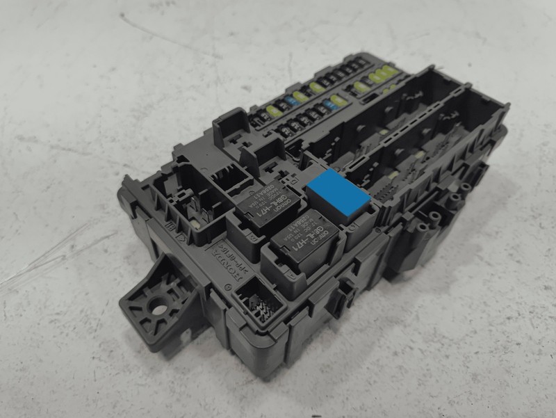 2017-2018 ACURA MDX 3.5L FWD CABIN DRIVER SIDE FUSE RELAY JUNCTION BOX BLOCK OEM