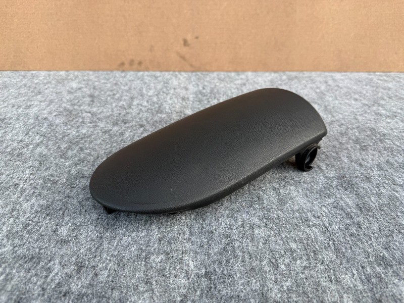 NISSAN 370Z 2009-2021 OEM CENTER CONSOLE ARMREST LID COVER BLACK ASSEMBLY