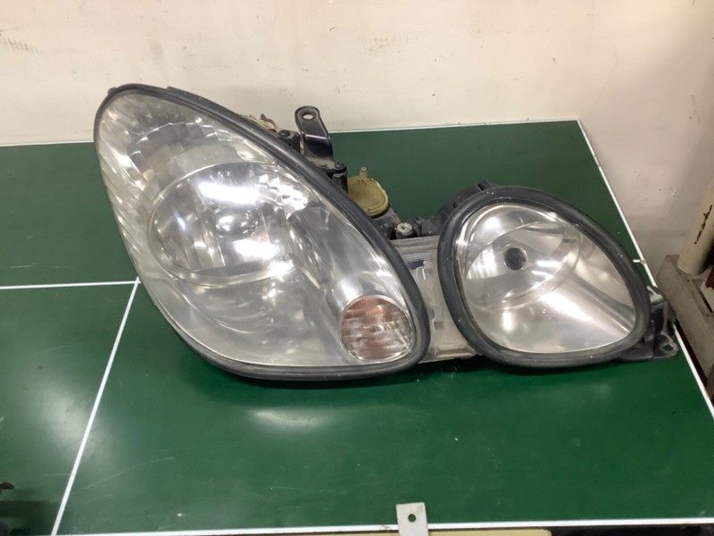98-05 Lexus GS 300 Right Front Headlight Main Lamp Light UnitUsed OEM