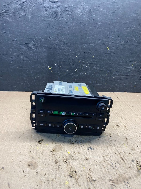 2010 2011 2012 Chevrolet Traverse Am Fm Cd Player Radio Receiver P7887 DG