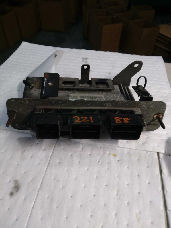 2009 Ford E250 Van Engine Control Module ECM 5.4L OEM NJ25-22188-554703