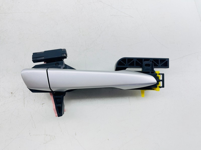 2011–2014 Lexus CT200h Rear Right Passenger Side Exterior Door Handle Silver OEM