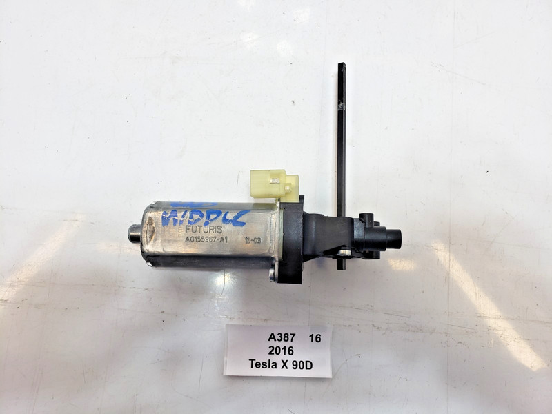 ✅ 16-20 OEM Tesla Model X Rear Middle 2nd Row Seat Adjuster Motor