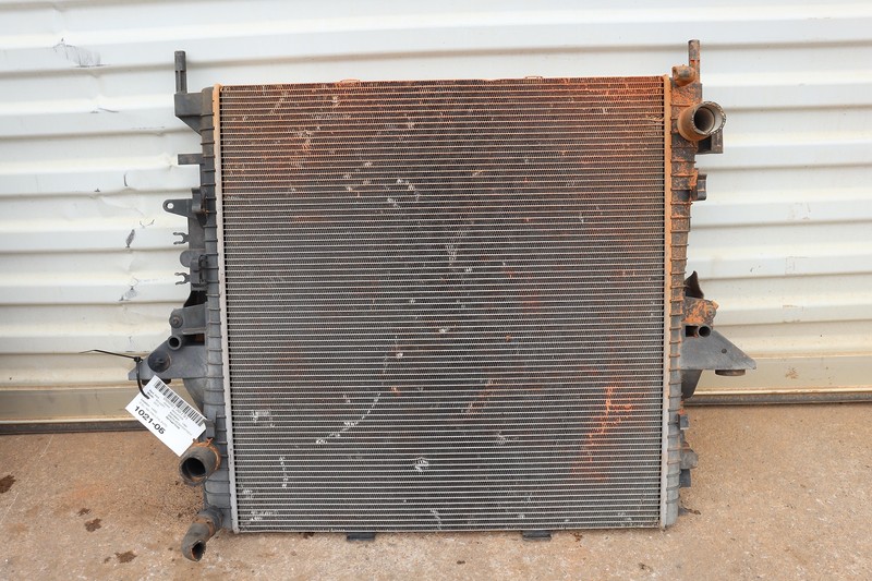 2010-2013 RANGE ROVER SPORT 5.0L A/T ENGINE COOLING RADIATOR OEM