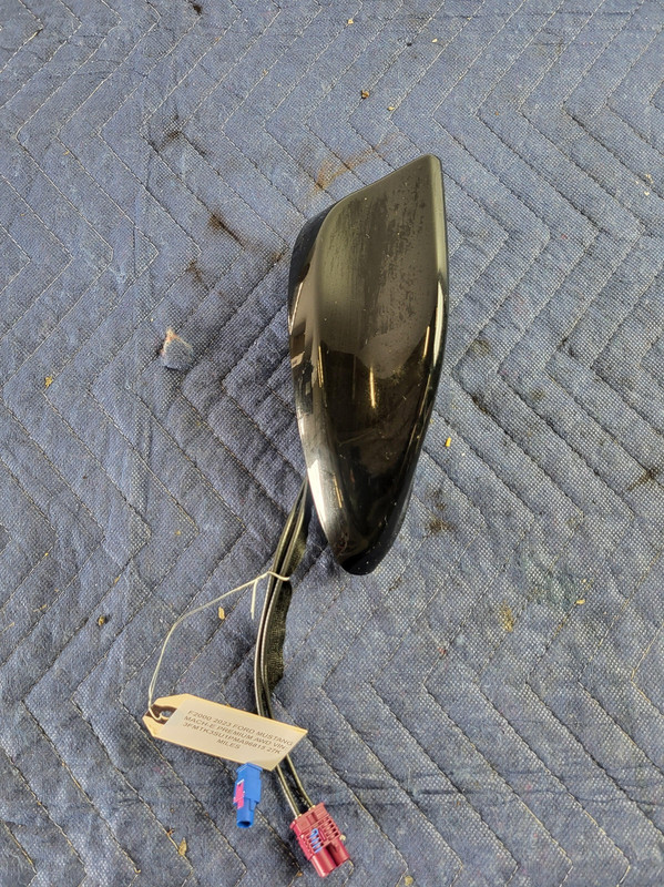 Used Oem Ford Exterior Roof Shark Antenna for 2021-2024 Mustang Mach-E