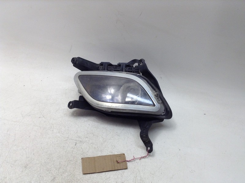 09-11 HYUNDAI GENESIS FRONT RIGHT PASSENGER SIDE FOG LIGHT LAMP OEM