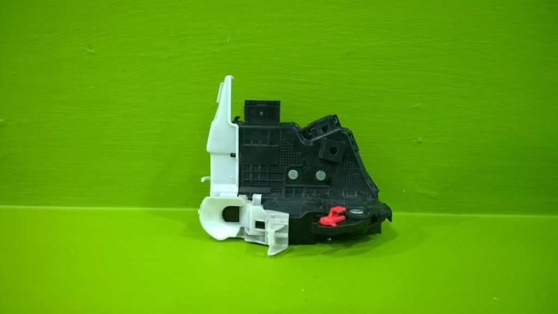 17 18 FORTE PASSENGER RIGHT FRONT DOOR LOCK LATCH W/O AUTO OEM 3529-26