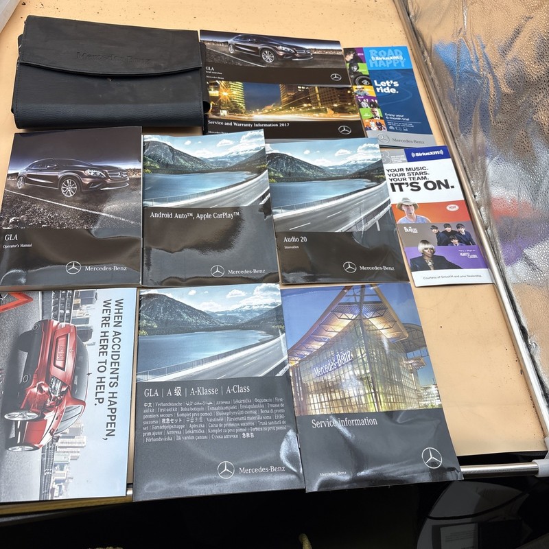 2017 Mercedes Benz GLA Class Owners Manual, warranty With Case Included