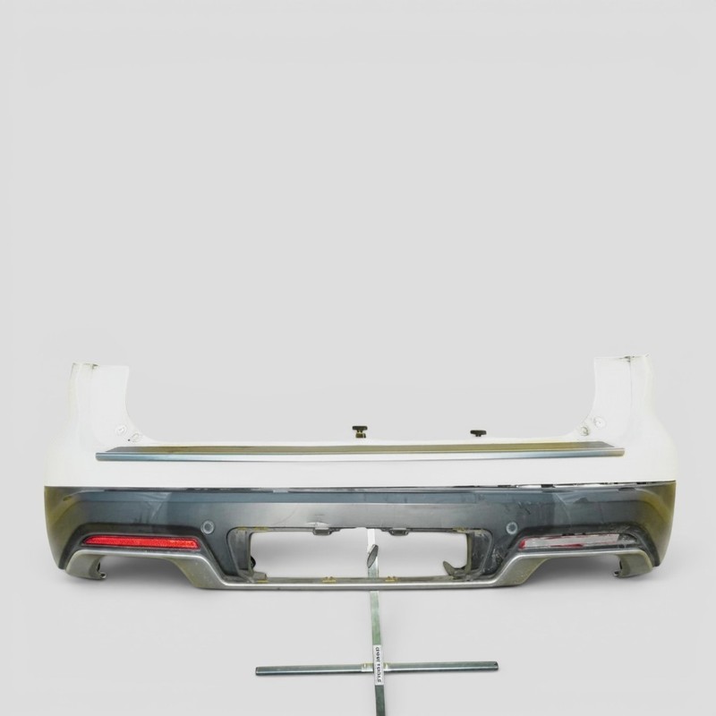 2018-2019 FORD EXPLORER Rear Bumper Cover Assembly W/ Park Sensor OEM WHITE_UG