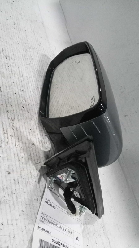 Used Left Door Mirror fits: 2015 Hyundai Genesis Power Sdn w/blind spot detectio