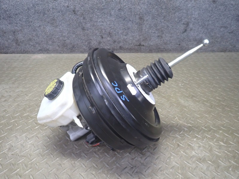 11-18 PORSCHE CAYENNE 958 4.8L AWD BRAKE MASTER CYLINDER BOOSTER FLUID RESERVOIR