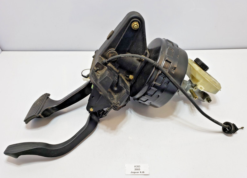 ✅ 1998-2003 OEM Jaguar XJ8 XJR Gas Acceleration And Brake Pedal W/ Brake Booster