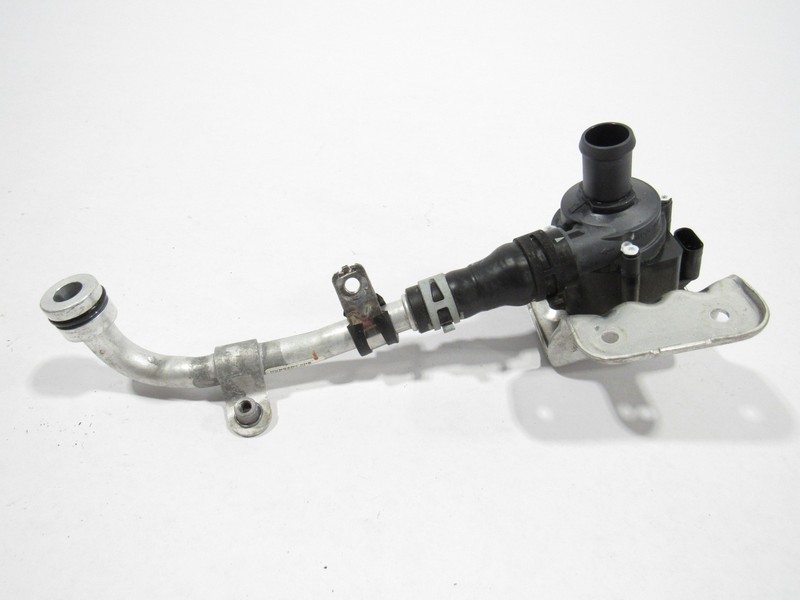 Audi RS7 C8 2022 Auxiliary Water Coolant Pump W/ Hose Pipe Line 19-24 ;:O