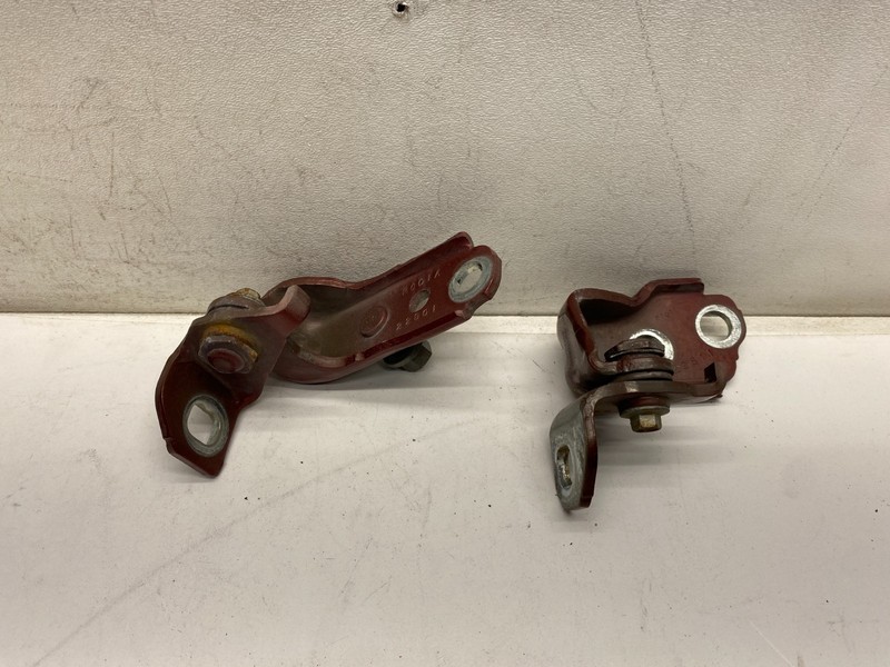 2013-2016 FORD ESCAPE LEFT DRIVER SIDE FRONT DOOR HINGE SET PAIR UPPER AND LOWER
