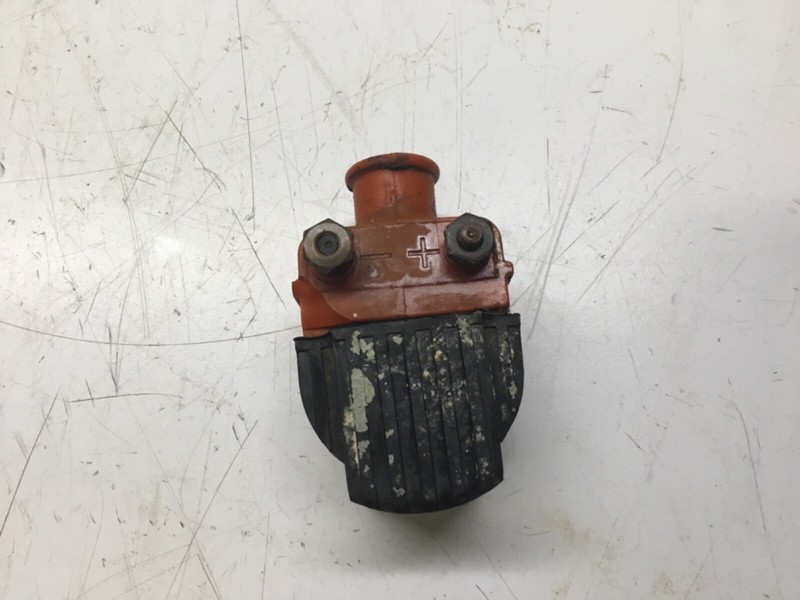 P4d Vintage Mercury Mariner Quicksilver OEM Ignition Coil 339-5748 Orange Model