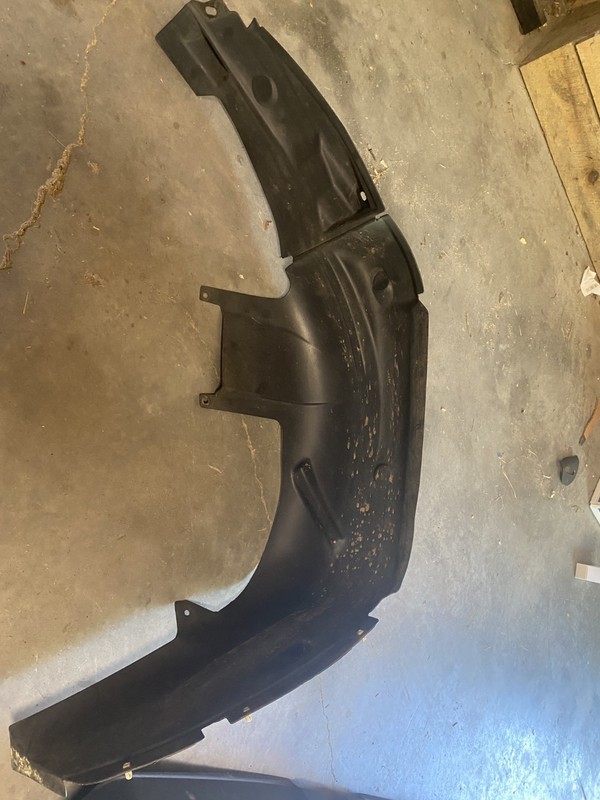2014 Jeep Patriot Sport 2.4 4x4 Left Rear Fender Liner OEM