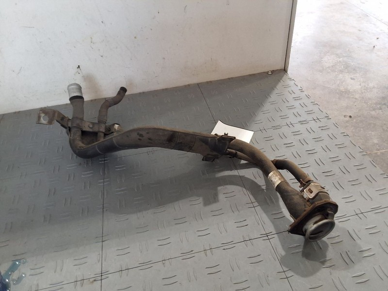 2014-2015-2016 Hyundai Elantra fuel filler neck gas fill tube pipe 310303X520