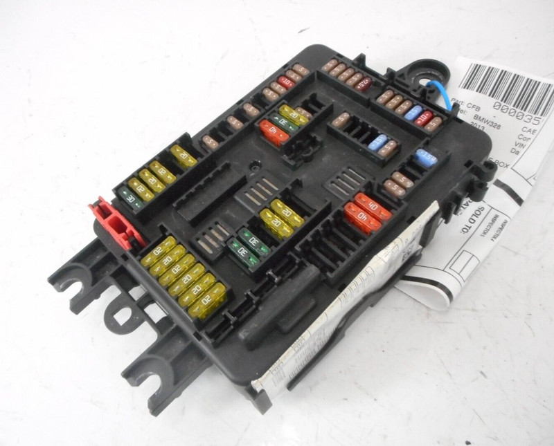 BMW 328i Power Distribution Relay Fuse Box 9228158 OEM 2008