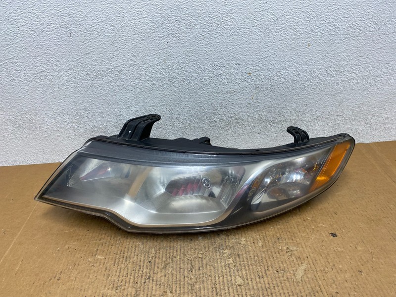 2010 to 2013 Kia Forte Koup Left Driver LH Halogen Headlight OEM AE2702 DW