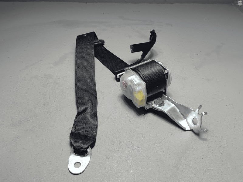 19-22 Toyota RAV4 Rear 2nd Row Left Driver Side Seat Belt Seatbelt Retractor OEM