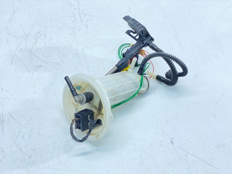 06-10 BMW E60 E63 E64 M5 M6 Left Tank Fuel Pump Sending Delivery Unit 99K OEM✅