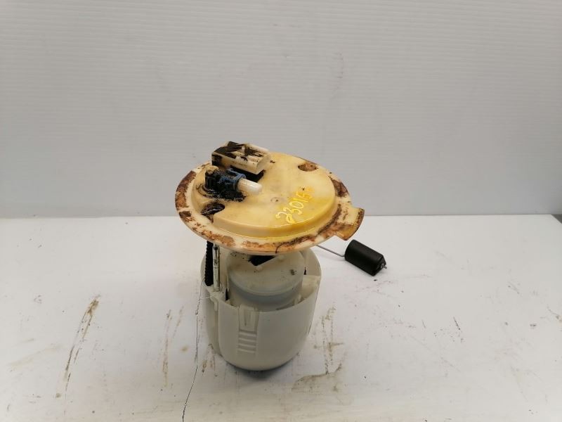 Fuel Pump Assembly Includes Sender Fits 07-09 WRANGLER 1113848
