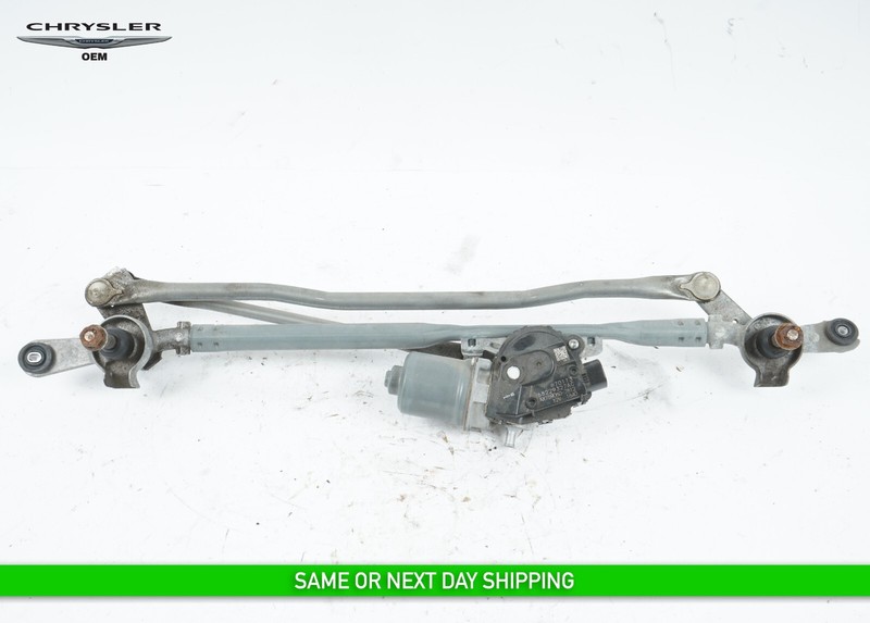 17-20 CHRYSLER PACIFICA FRONT WINDSHIELD WIPER MOTOR & LINKAGE OEM
