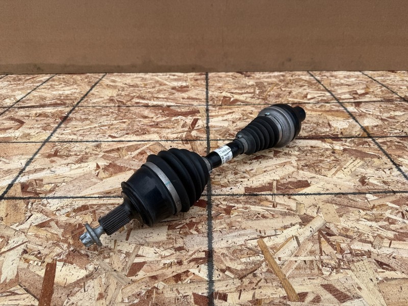 INFINITI QX30 2017-2019 OEM FRONT RIGHT PASSENGER SIDE CV AXLE SHAFT FWD ASSY
