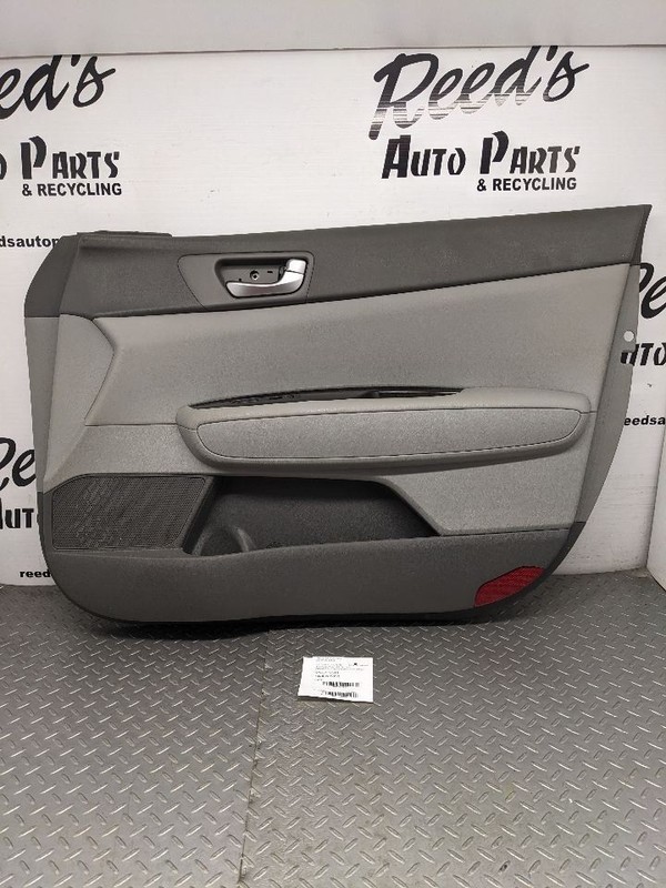16-18 Kia Optima Front Door Trim Panel Right PassengerSide Gray OEM 1194877