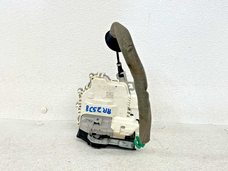 ⭐2015-2018 AUDI Q3 REAR RIGHT SIDE DOOR LOCK LATCH ACTUATOR ASSEMBLY OEM LOT2538