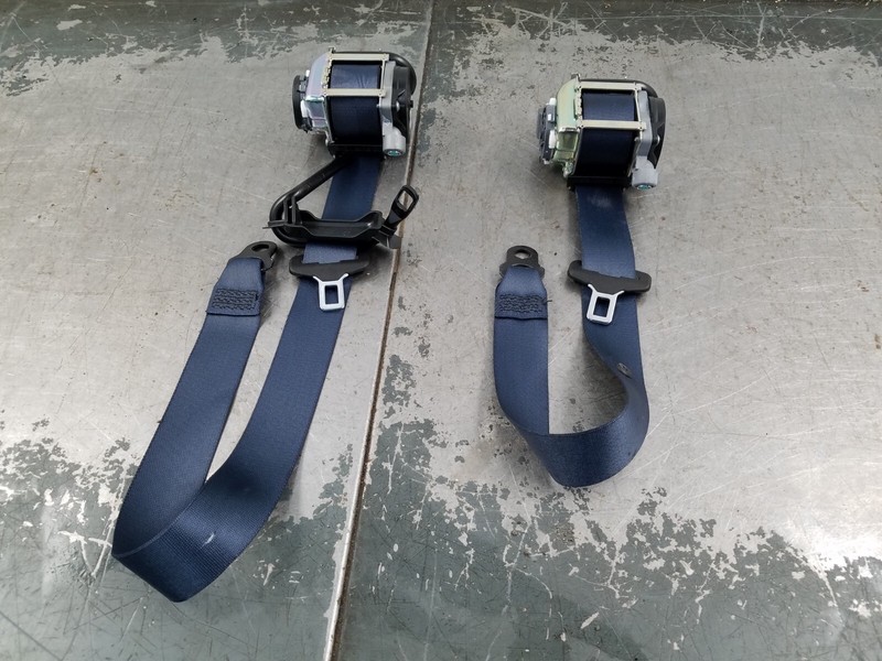 2024 Porsche Cayman GT4 RS Blue Seat Belt Set #74617 Z4