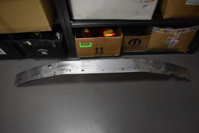 2016-2020 MERCEDES BENZ GLC300 4MATIC REINFORCEMENT BAR FACTORY OEM