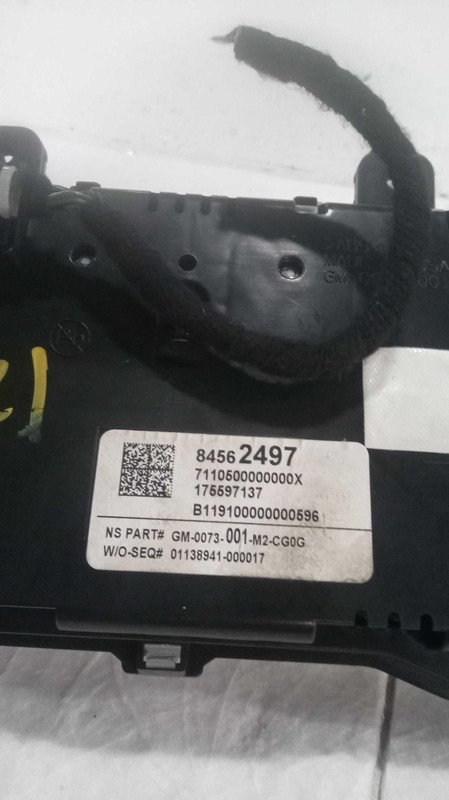 2019 GMC Terrain Speedometer Gauge Black OEM 84562497 84821429 Used 104K