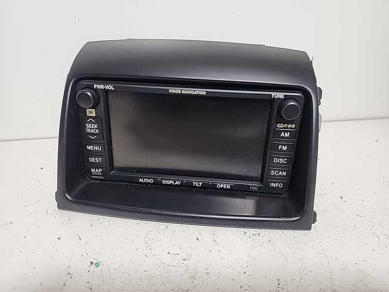 861200C160 | 2004 2005 Toyota Sienna JBL Radio CD Player Navigation Screen OEM