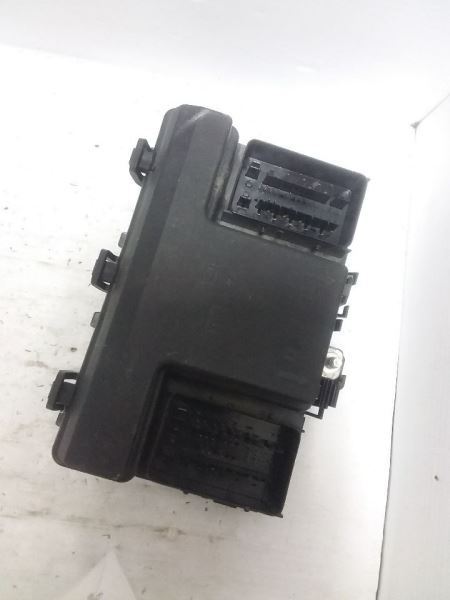 Fuse Junction Box Engine Without Rain Sensor Fits 17-20 FUSION HG9T14D066AC