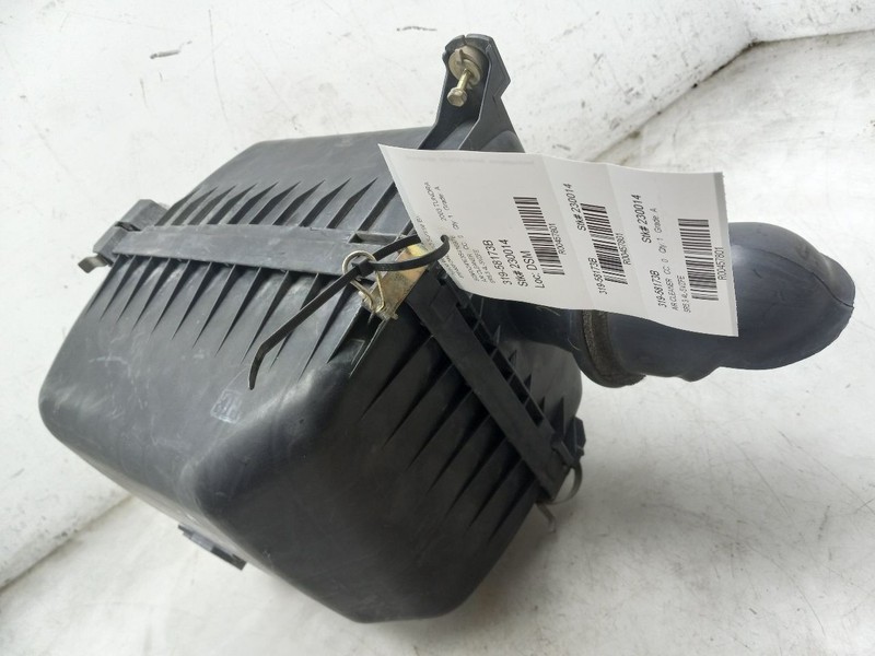 03-04 TOYOTA TUNDRA SR5 3.4L RWD AT AIR CLEANER BOX