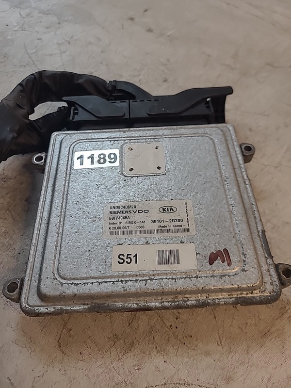 2009-2012 Kia Rondo 2.4L Engine ECM Electronic Control Module 39101-2G200 OEM
