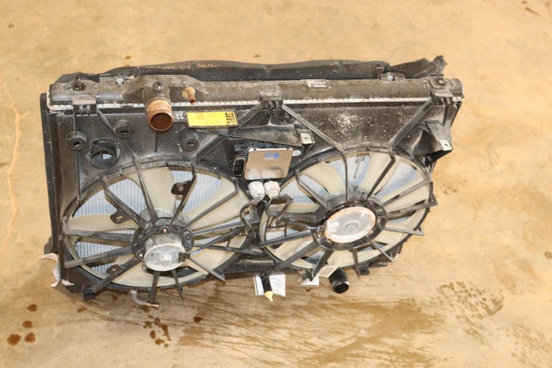 2007-2017 LEXUS LS460 4.6L A/C AIR CONDITIONER CONDENSER W/ COOLING FAN OEM