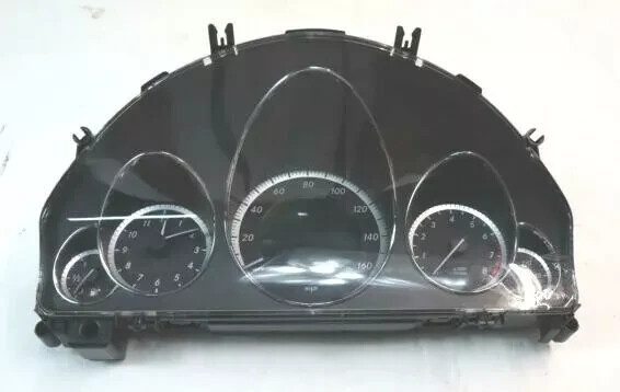10-11 Mercedes W207 E350 Coupe Instrument Cluster Speedometer 2125409247 OEM