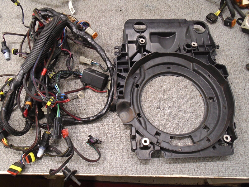 OEM BASE & ENGINE WIRE HARNESS 0587009 EVINRUDE ETEC E-TEC 2007-2009 115HP