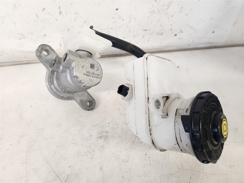 2023-2024 Honda Pilot Brake Booster Master Cylinder 46101-Tya-A00