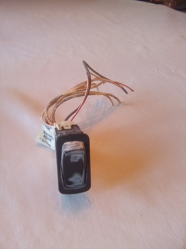 Mack 82379642 Speed Control Switch W/ Connector
