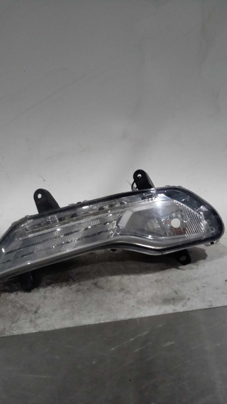 2016 Ford Escape Left Turn Signal/Parking Light Assembly Red 180176 Used