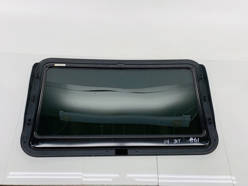 11-18 VOLKSWAGEN JETTA SEDAN UPPER OVERHEAD HEADLINER SUNROOF GLASS OEM #61