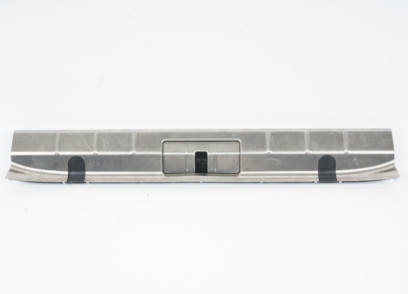 2010-2016 PORSCHE PANAMERA REAR TRUNK SILL SCUFF PLATE TRIM PANELOEM