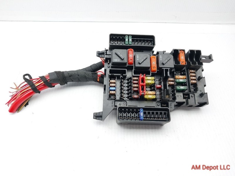 2014 Mini Cooper S F56 F55 F57 F54 Fuse Box Carrier Cabin Power Distribution