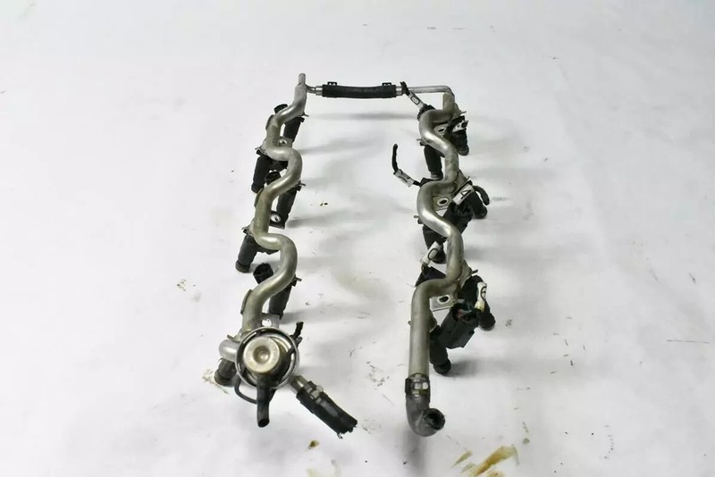03-10 Bentley Continental GT GTC Flying Spur 6.0L W12 Fuel Injector Rail OEM