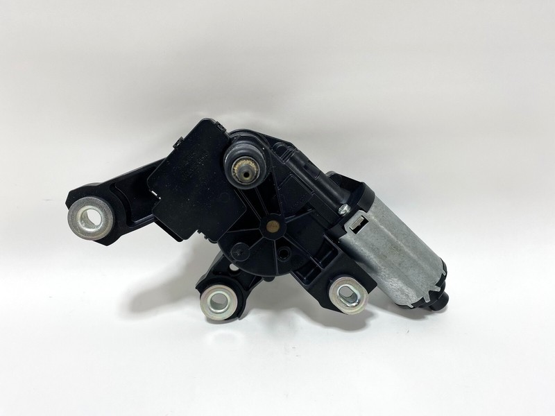 15-18 AUDI Q3 REAR TRANK LIFTGATE TAILGATE DOOR BACK GLASS WIPER MOTOR ASSY OEM
